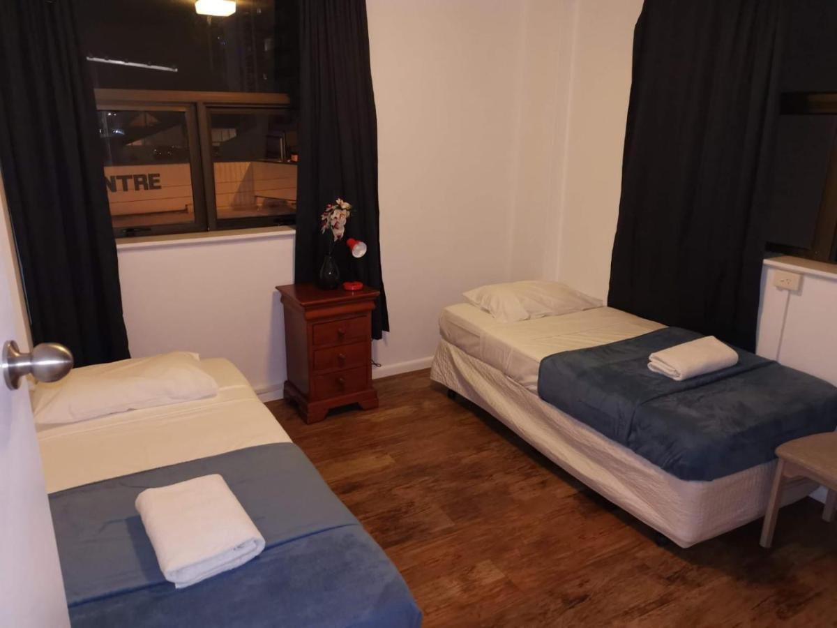 Surfers Holiday Apartments Голд-Кост Экстерьер фото